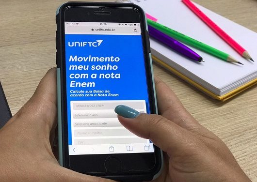 UniFTC disponibiliza calculadora ENEM que simula bolsas de até 100% a partir da nota do exame