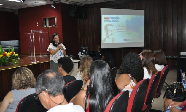 Governo promove formação inovadora de professores estaduais e municipais na Bahia