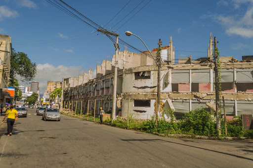 Itabuna: incêndio em apartamento no bairro de Fátima deixa morador ferido