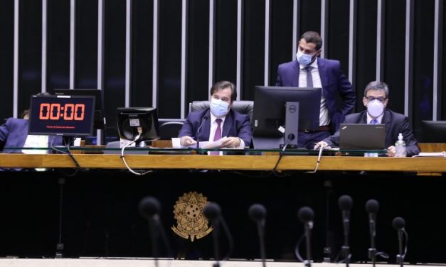 Câmara dos Deputados pode votar amanhã projeto que suspende cadastro negativo de consumidor durante pandemia