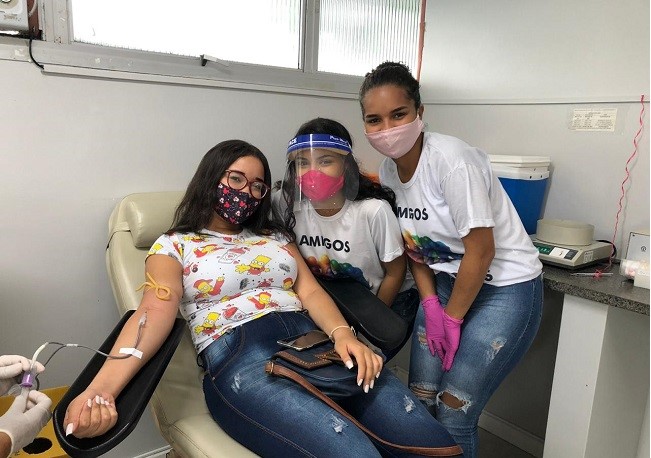 Estudantes mobilizam amigos nas redes sociais para doação no Banco de Sangue