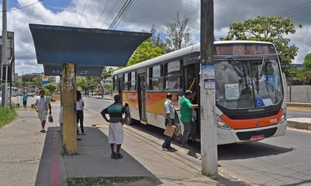 Fernando Gomes autoriza retorno do transporte coletivo a partir da próxima segunda-feira