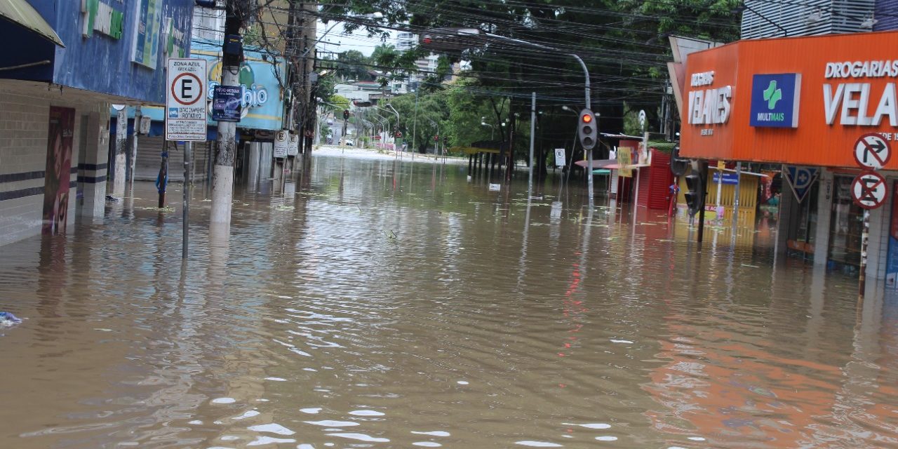 Itabuna: Prefeito Augusto Castro decreta Situação de Calamidade Pública no município