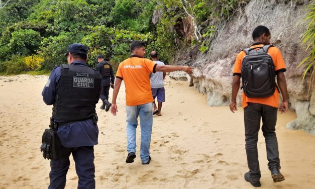 Costa do Descobrimento: Defesa Civil fez vistoria nas falésias da Praia do Espelho