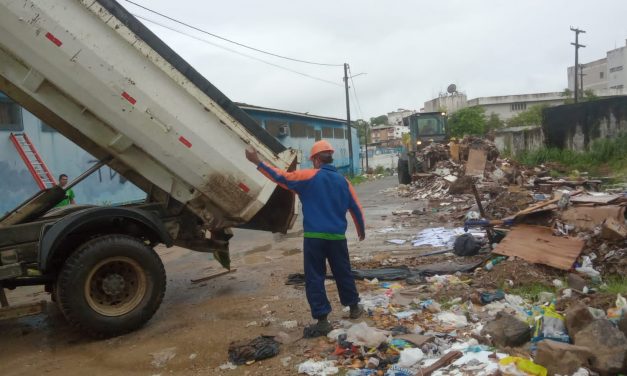 Prefeitura remove mais de 30 toneladas de lixo de pontos viciados em Itabuna