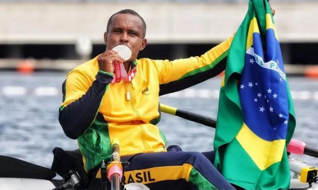 Atletas conquistam medalha de ouro em São Paulo e na Argentina; eles são apoiados pelo Bolsa Esporte