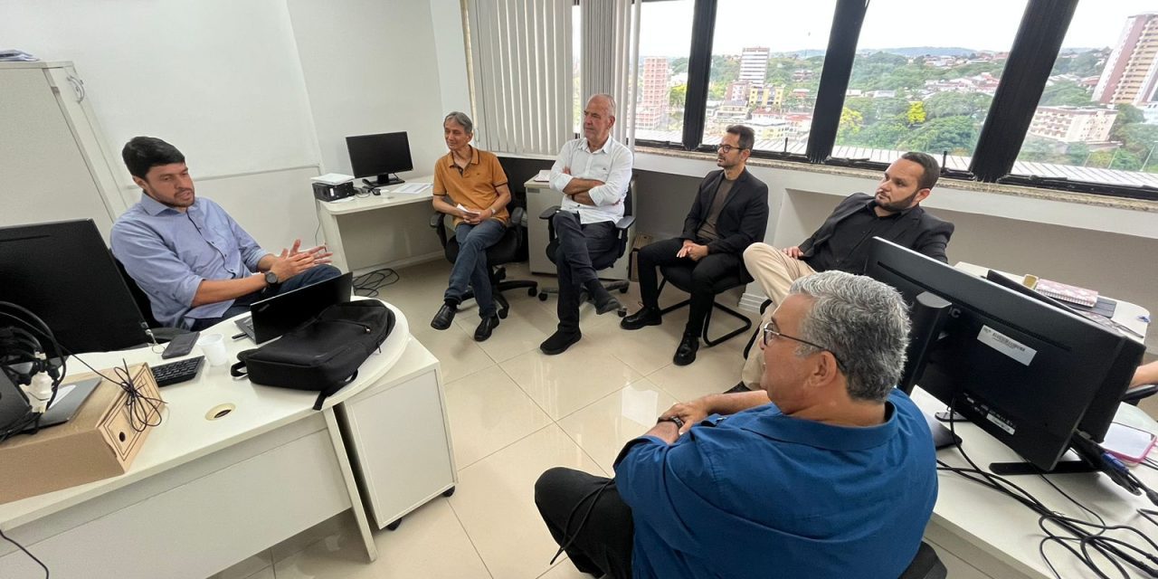 Reunião entre representantes empresariais e MP discute ordenamento do comércio informal em Itabuna