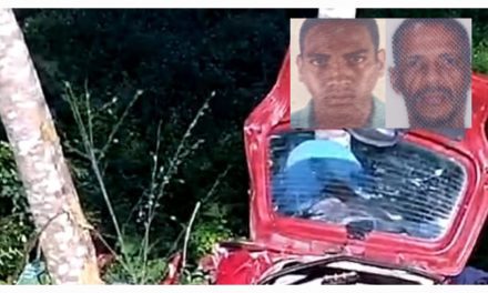 Três mortos e dois feridos em acidente na BR-101; carro caiu em ribanceira