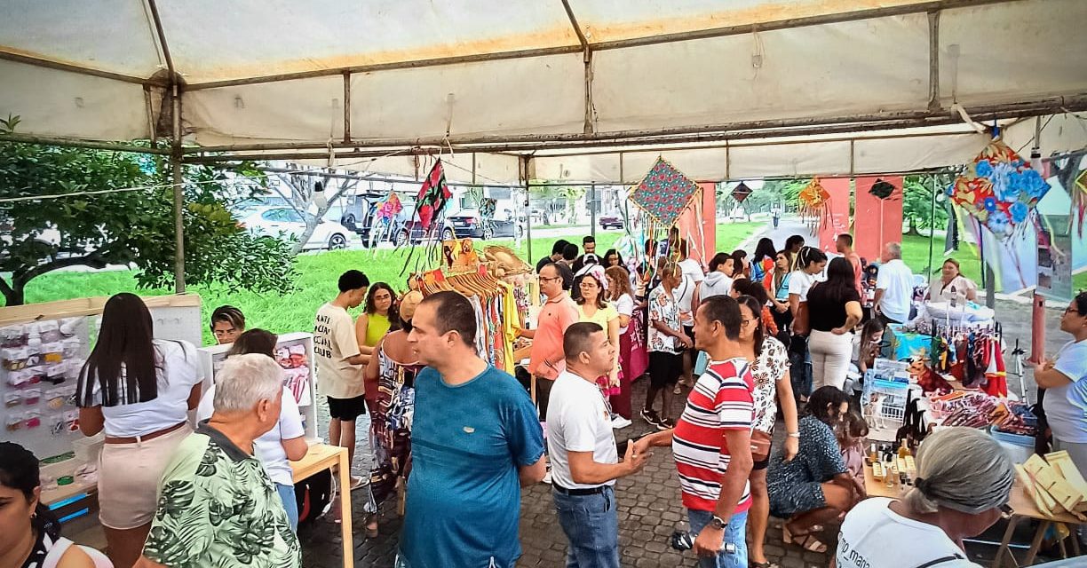 Praça das Artes: cultura, música e alegria marcam feira de artesanato em Itabuna