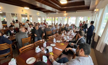 Homenagens a ex-presidentes marcam aniversário de 116 anos da ACI