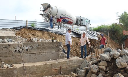 Emasa constrói contenção na BR-101 no trecho onde a rede adutora do Projeto Mais Água para a Cidade passou