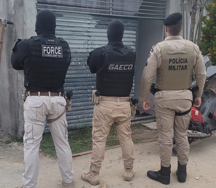 Operação cumpre mandados de prisão e busca e apreensão em Porto Seguro