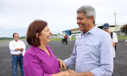 Governador destaca confiança e afinidade com Adélia durante entrega da reforma do Aeroporto de Ilhéus