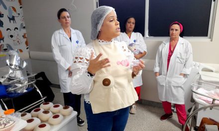 Agosto Dourado incentiva a prática do aleitamento materno no Hospital Materno-Infantil