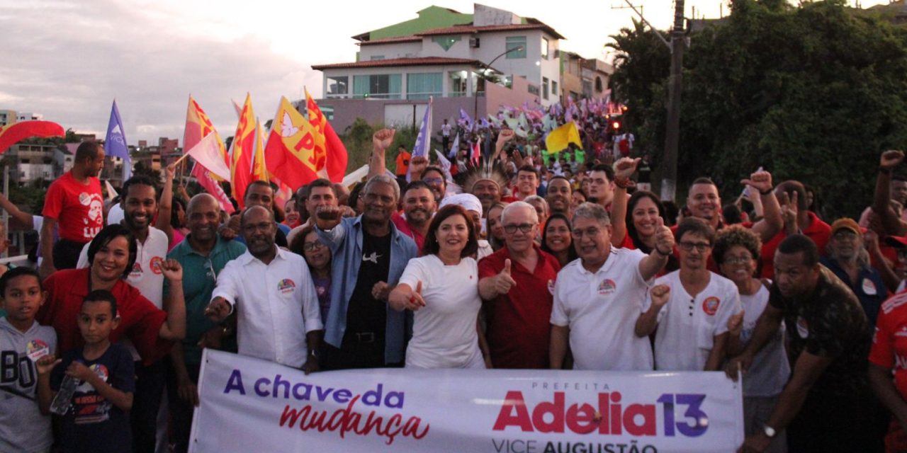 Grande caminhada e inauguração de comitê marcam abertura de campanha de Adélia e Augustão