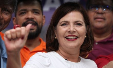 Agora é pra valer: candidatura de Adélia já está registrada na Justiça Eleitoral