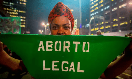 Aborto de feto sem chances de vida é realizado após Defensoria reverter decisão da primeira instância