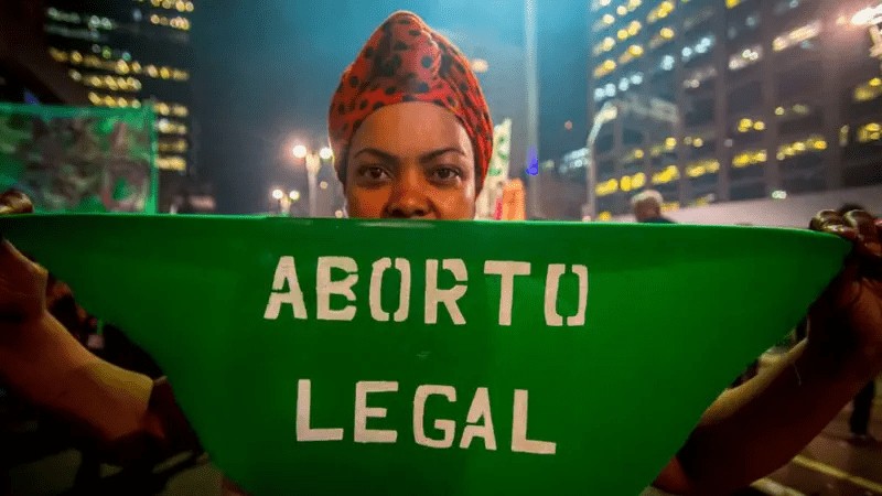 Aborto de feto sem chances de vida é realizado após Defensoria reverter decisão da primeira instância