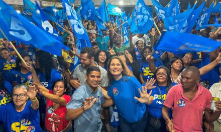 Em Santa Luzia, mulheres declaram repúdio à discriminação em apoio a Cinara de Guilherme