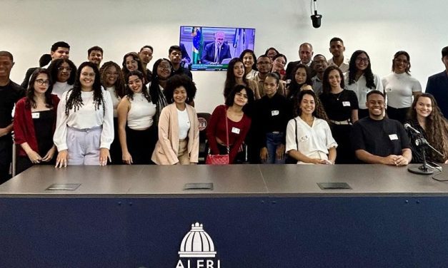 Estudantes de Direito da Uesc fazem visita técnica ao Rio de Janeiro