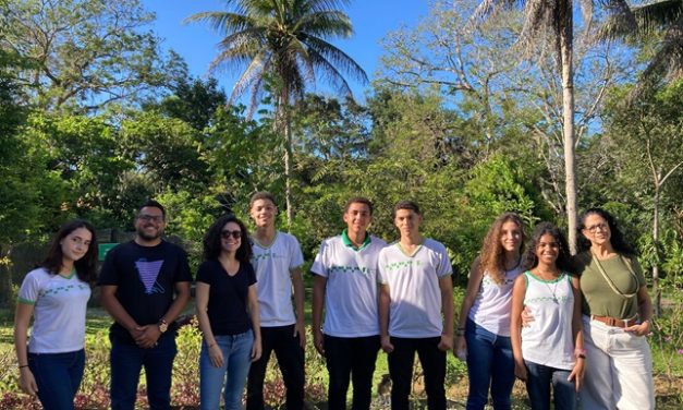 Estudantes do IFBaiano Ilhéus visitam a CVR Costa do Cacau