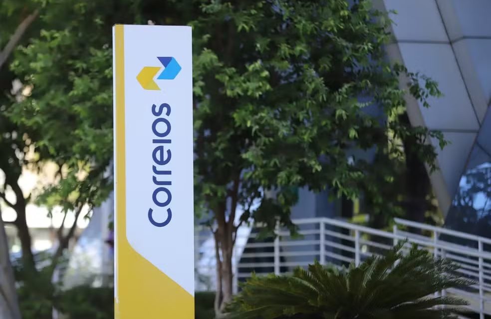 Concurso dos Correios: quase 200 vagas são abertas na Bahia com salários entre R$ 2,5 e R$ 6,9 mil