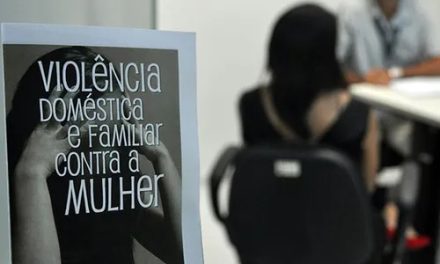 Decisão inédita restabelece medida protetiva em função de violência psicológica