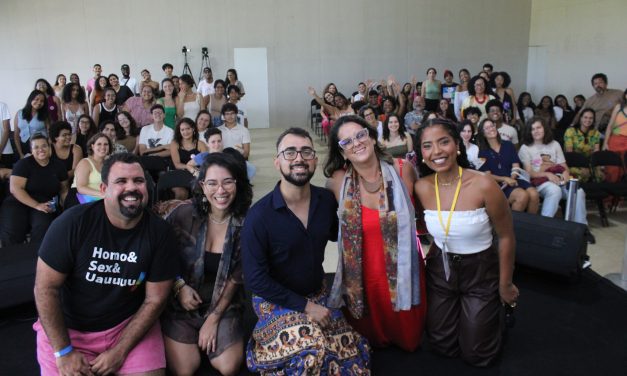 FESTA LITERÁRIA DE ILHÉUS TEM PRIMEIRO DIA REPLETO DE DEBATES, ARTES E DIVERSÃO