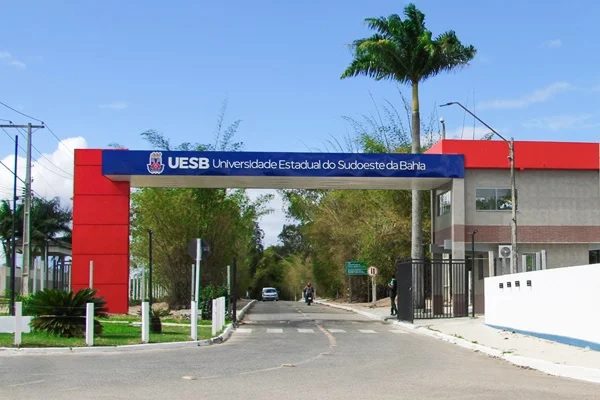 Universidade Estadual do Sudoeste da Bahia abre seleção para professores visitantes