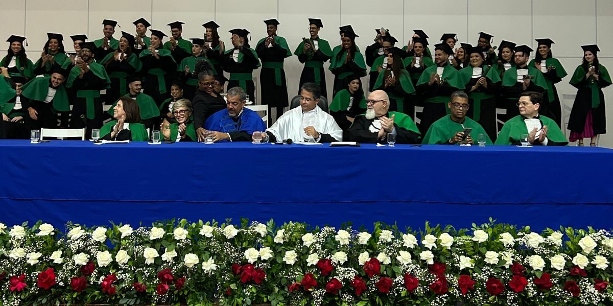 Uesc forma 39 novos médicos e reforça a importância da universidade pública