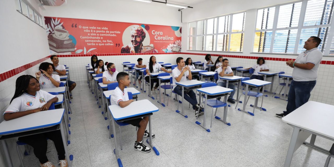 Governo do Estado convoca mais 313 professores classificados na seleção pública para a Educação Básica