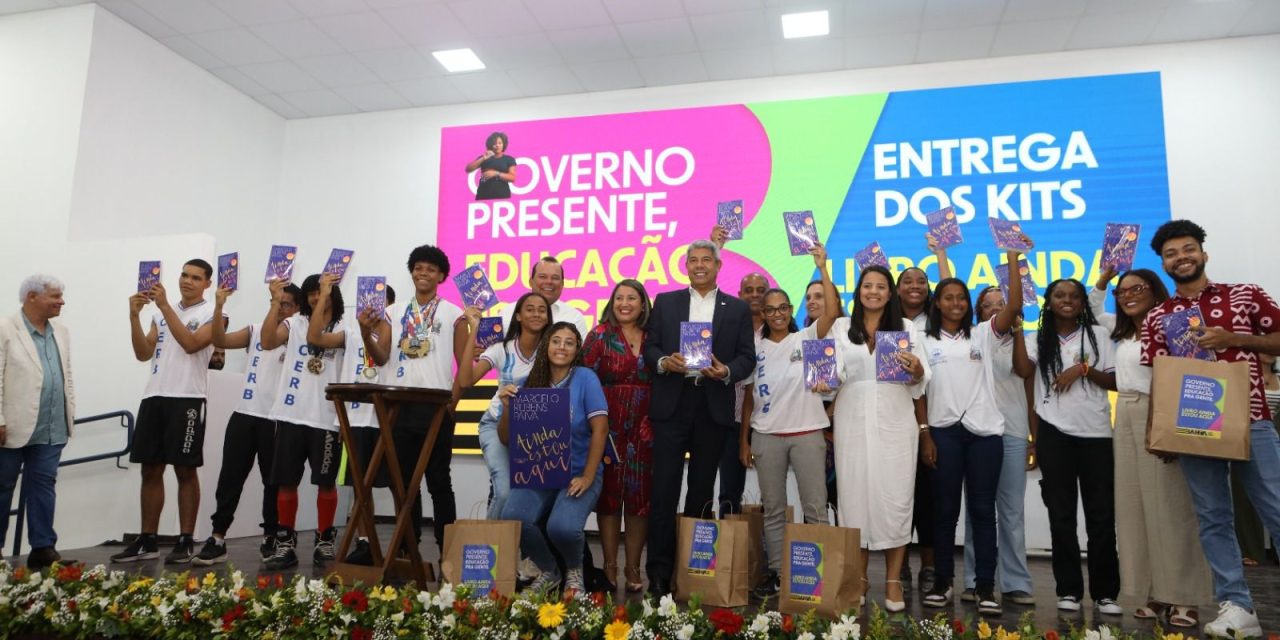 “Estamos investindo na educação para transformar a realidade dos nossos jovens”, diz Jerônimo Rodrigues sobre o investimento de R$ 1,3 bilhão nas escolas da Bahia