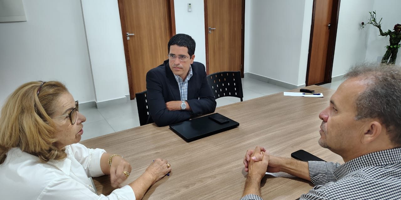 Presidente Ivan Maia e secretária Sônia Fontes discutem a ampliação da parceria entre Emasa e SIURB