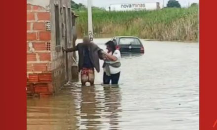 Moradores desabrigados, alagamentos e rodovia destruída: cidades baianas decretam emergência por causa das fortes chuvas