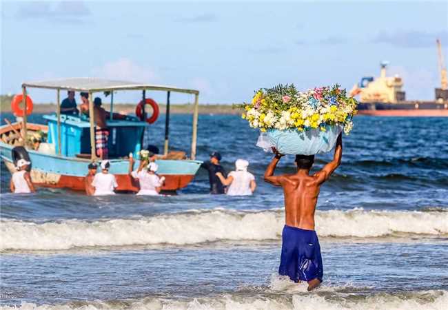 Procissões, oferendas e manifestações culturais integram programação em homenagem a Iemanjá no próximo domingo em Ilhéus