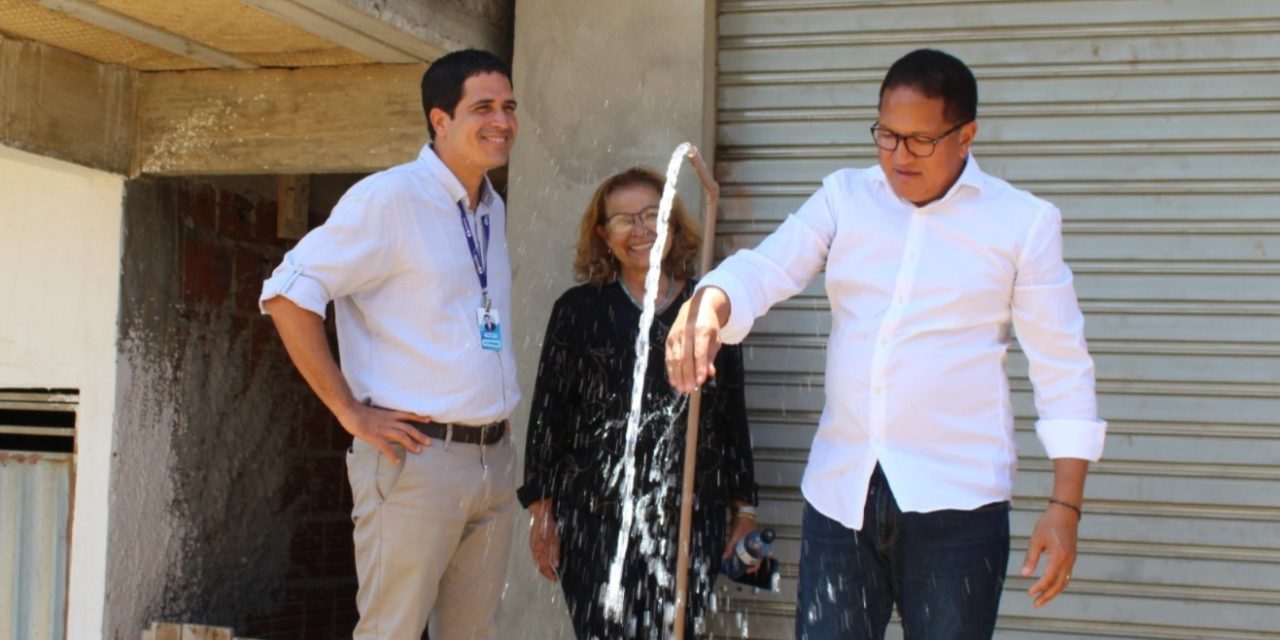 Prefeito Augusto Castro supervisiona testes do Projeto Mais Água no Mangabinha