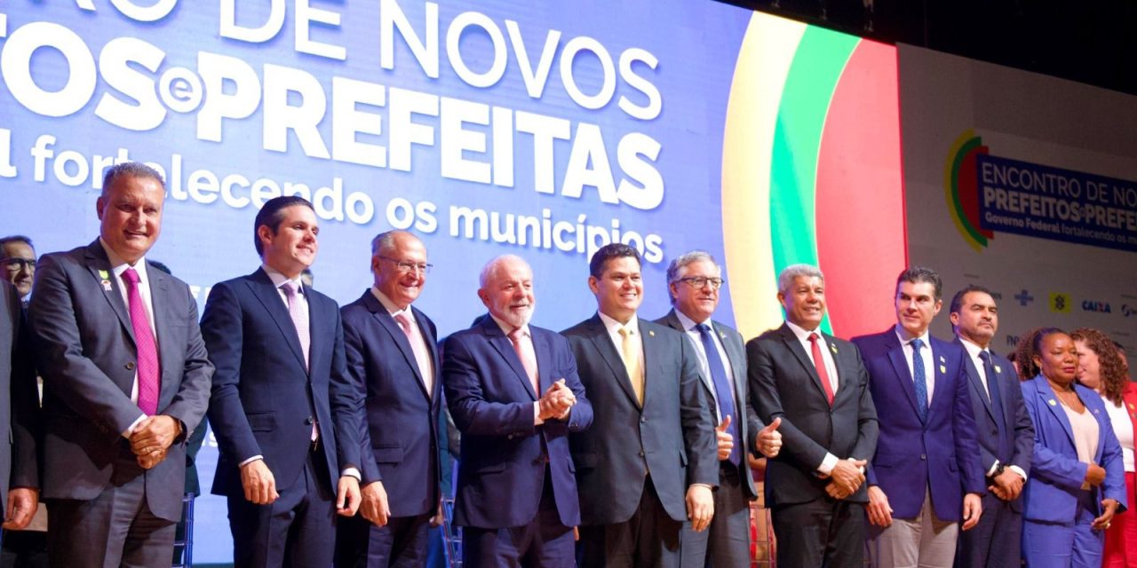 Governador Jerônimo Rodrigues participa da abertura do Encontro de Novos Prefeitos e Prefeitas em Brasília