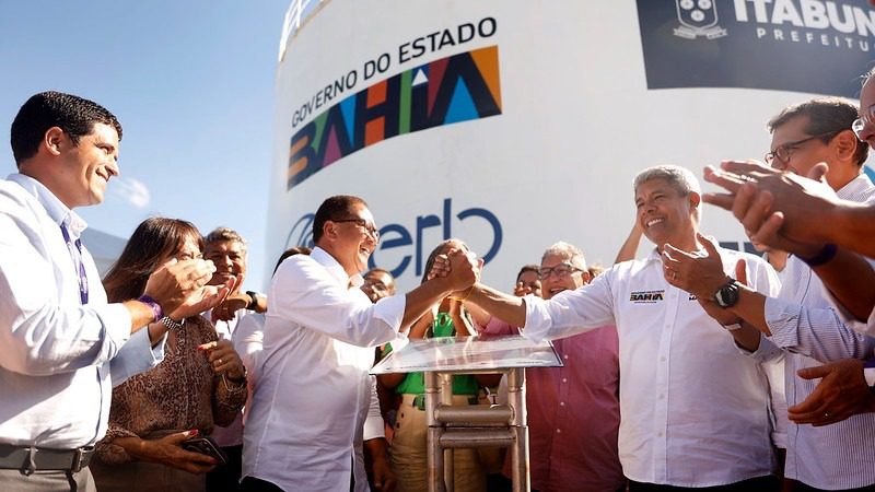 Governador Jerônimo Rodrigues e prefeito Augusto Castro entregam em Itabuna a primeira etapa do Projeto Mais Água para a Cidade